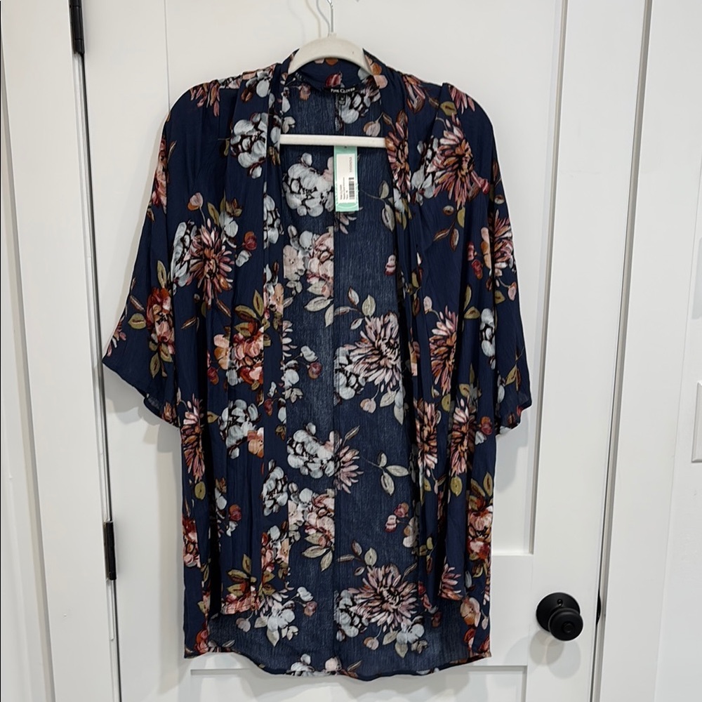 NWT Maples Floral Kimono